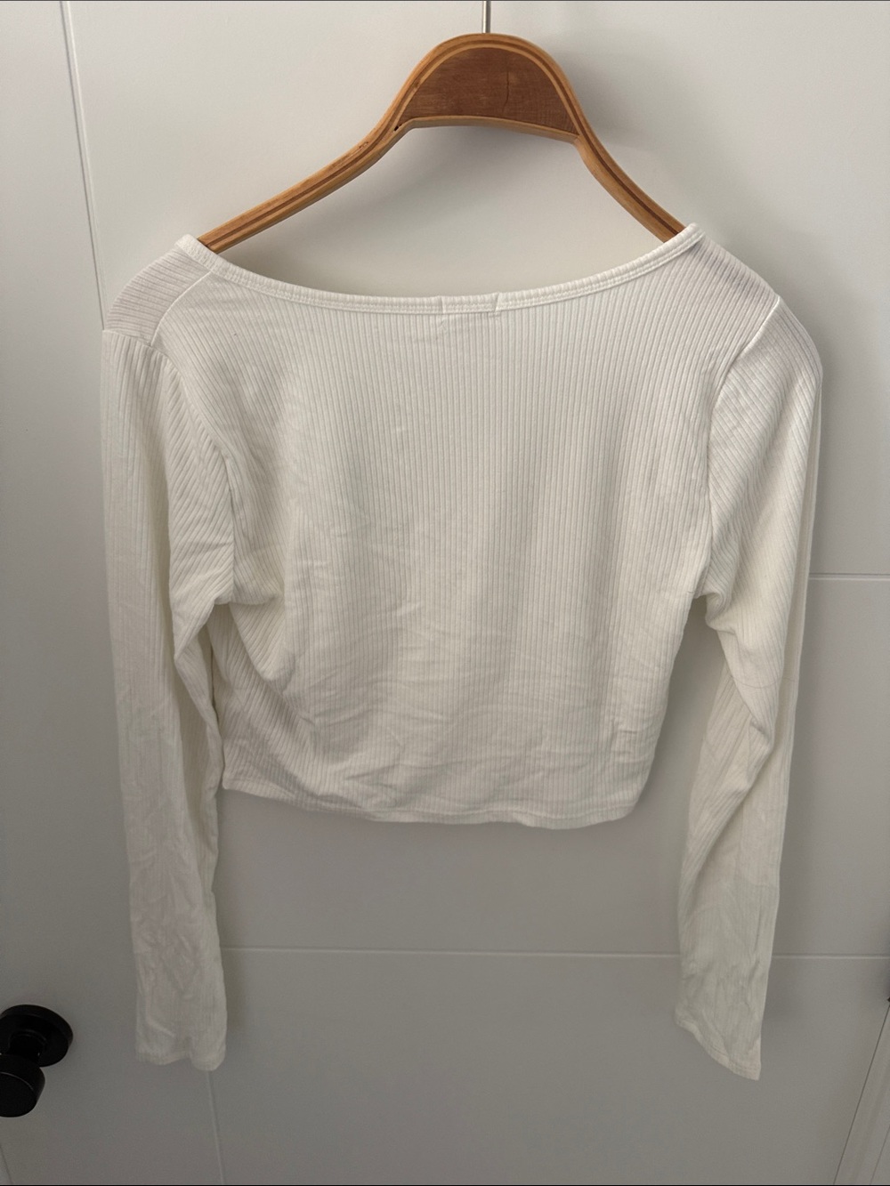 Garage Women's Ribbed Scoop Neck Long Sleeve Top - White size medium - Picture 6 of 6